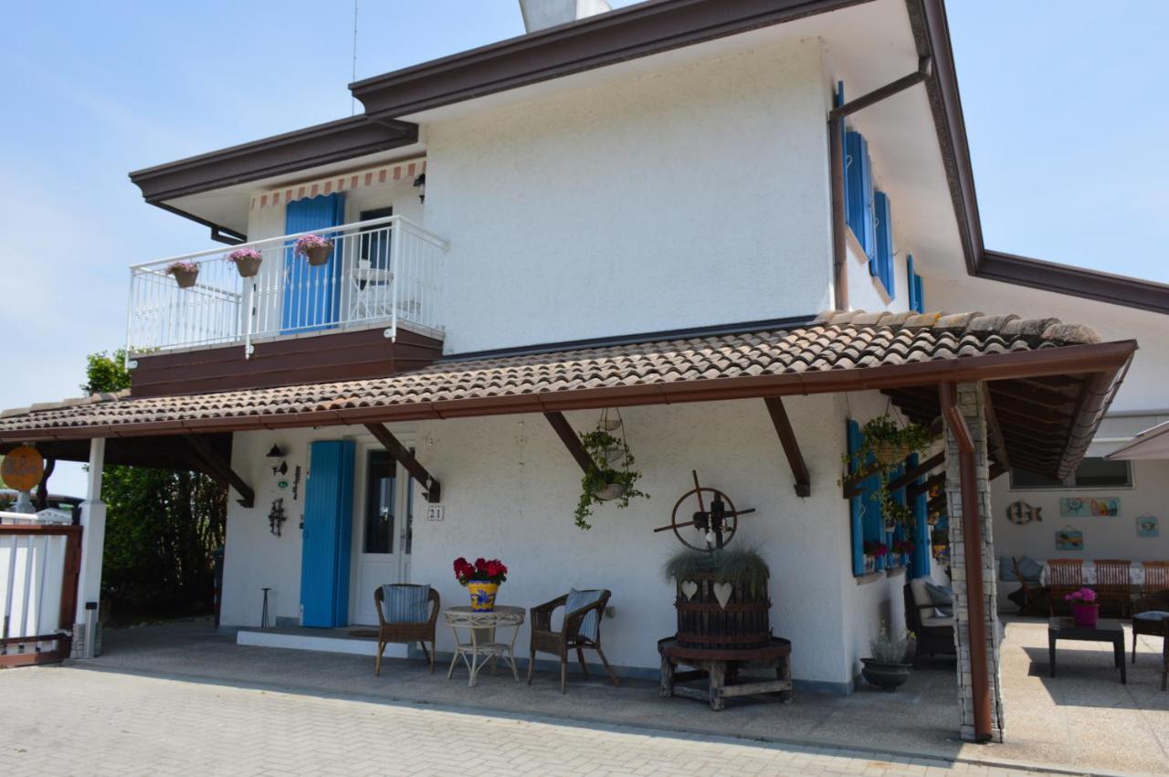 Villa Roma Holidays 耶索洛 外观 照片