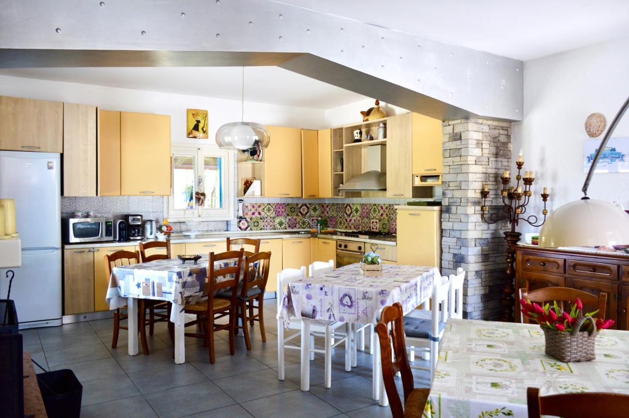 Villa Roma Holidays 耶索洛 外观 照片